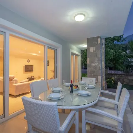 Villa Orka Golden Heights 7 *
